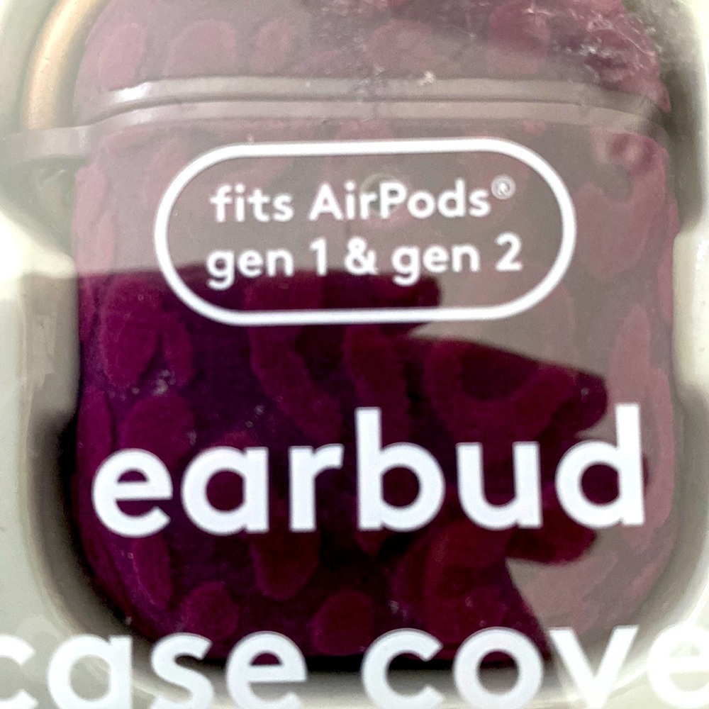Brand: Heyday
Heyday Airpod Silicone Case with Clip